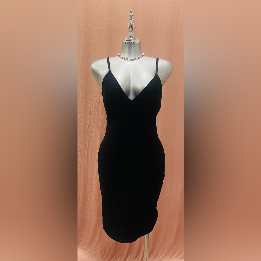 STUDIO 1011 Little Black Dress